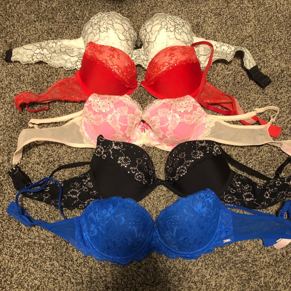 Victoria’s Secret bra bundle
